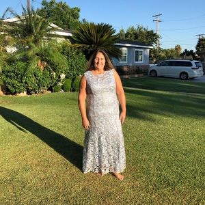 Alex Evening Floral Embroidered gown 18 light blue